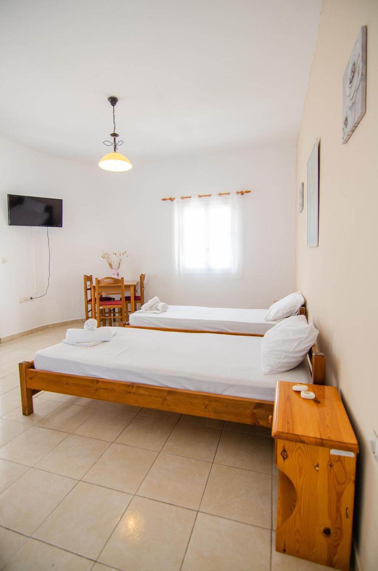 Sunshine Aparthotel Mylopotas